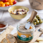 Terrine Fusion au poulet Maison Lembert, texture légère et saveurs originales du Périgord, spécialité artisanale.